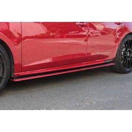 Maxton RAJOUTS DES BAS DE CAISSE POUR v.1 Seat Leon Mk3 Cupra/ FR Facelift Gloss Black + Red, SE-LE-3F-CU-SD2G+SD3RED Tuning.fr