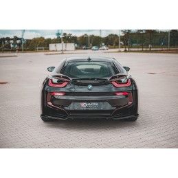 Central Arriere Splitter (avec une barre verticale) BMW i8 Noir Brillant