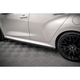 Maxton Rajouts Des Bas De Caisse V.2 Toyota Yaris Mk4 Gloss Black, TO-YA-4-SD2G Tuning.fr